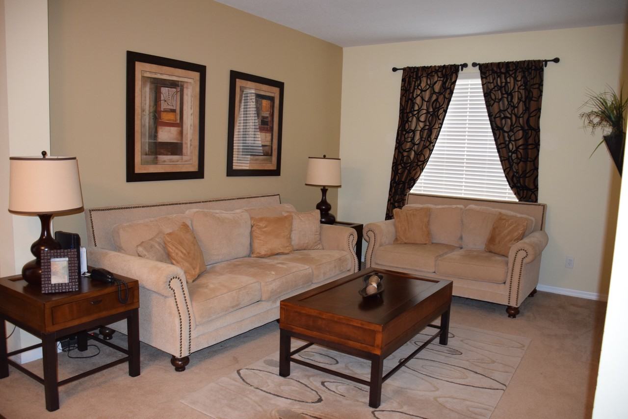 117 African Daisy Ct - Photo 2 of 25