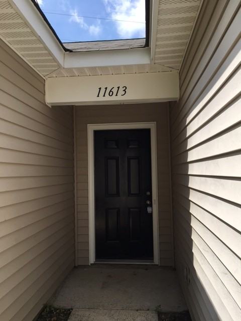 11613 Clear Day Ct - Photo 2 of 12