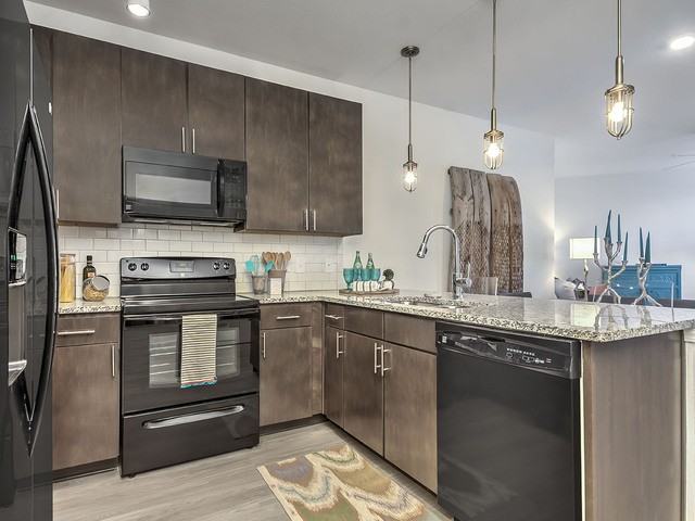 The Residence at Tailrace Marina - Photo 2 of 6