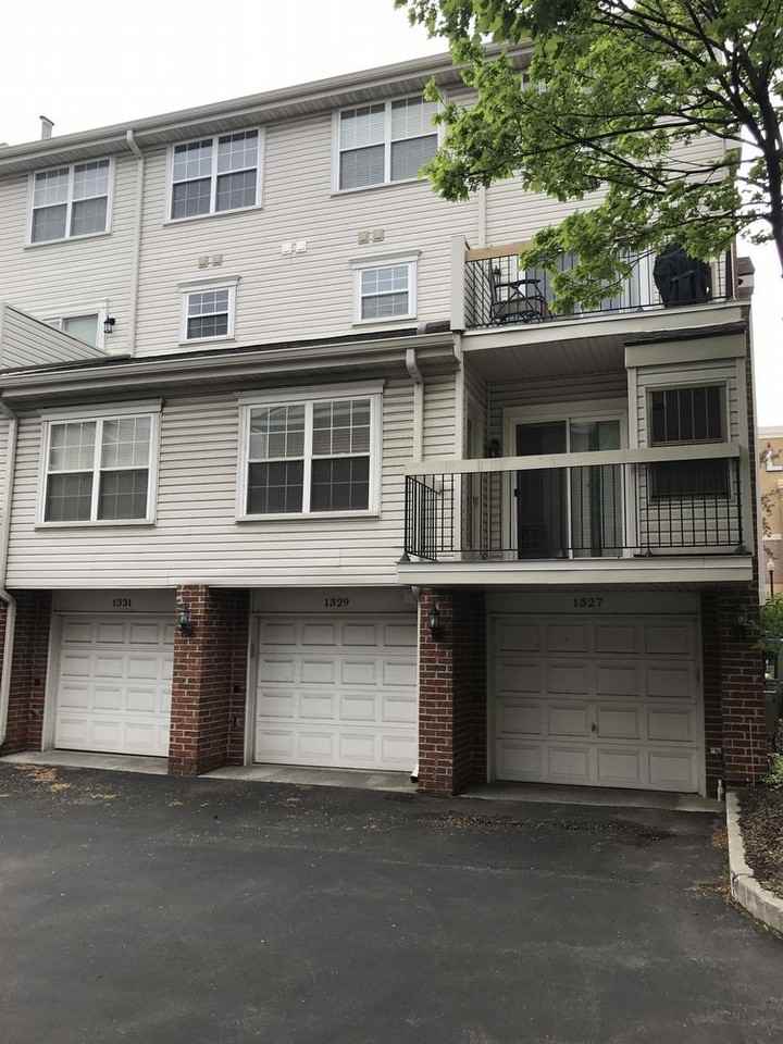 1329 S Washington Ave - Photo 2 of 18