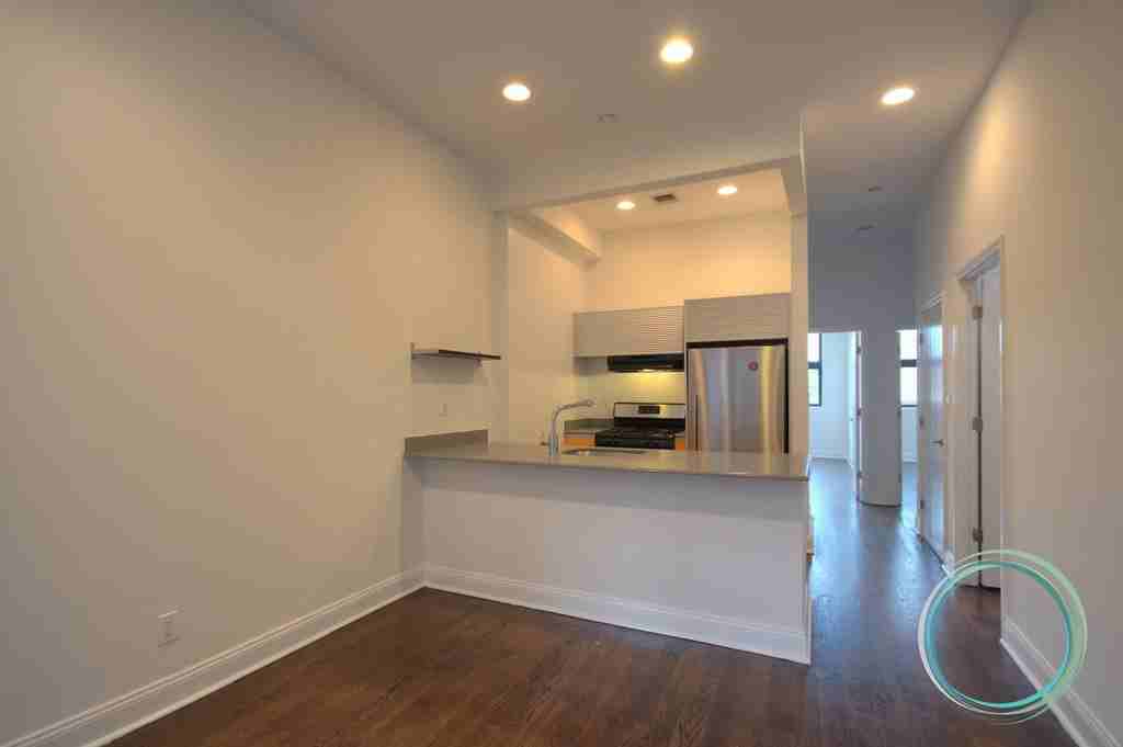 471 Keap Street #02B