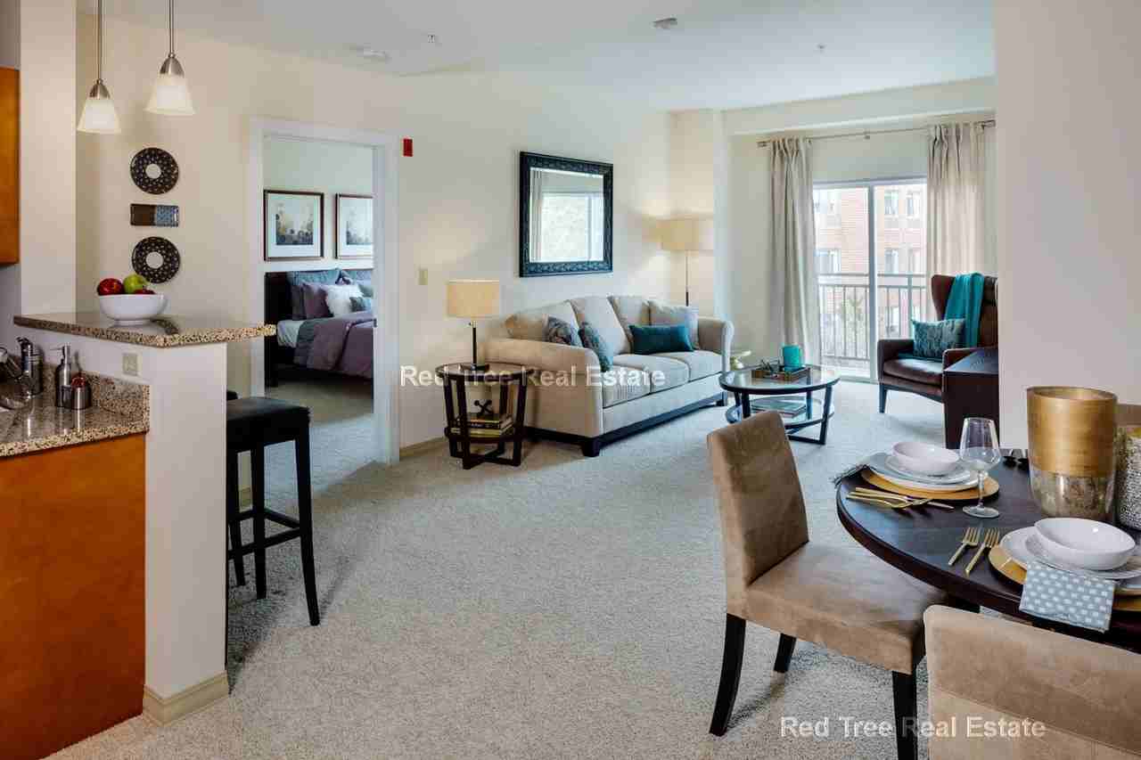 1940 Washington St #131