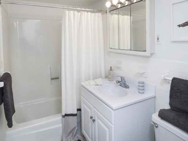 10 Congress St 12 - Photo 3 of 7