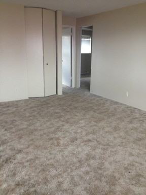 579 7th St #3 - Photo 2 of 7