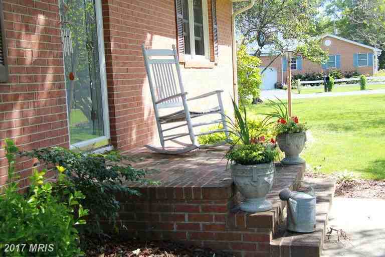 43738 Stephenson Dr - Photo 3 of 18