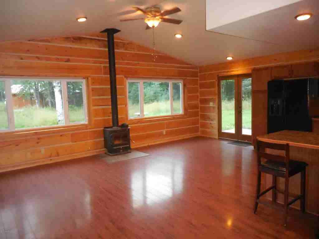 38420 Joshua Tree Ave - Photo 2 of 15