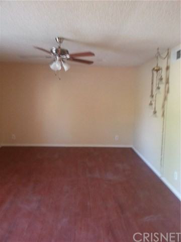 26123 Rainbow Glen Dr - Photo 2 of 15