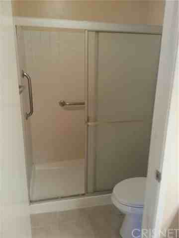 26123 Rainbow Glen Dr - Photo 3 of 15