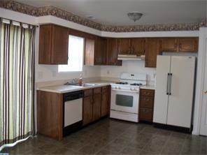 2405 Tall Pnes - Photo 3 of 12
