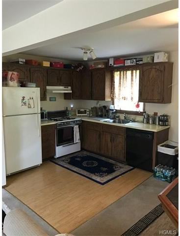 129 Ridge Rd - Photo 3 of 10