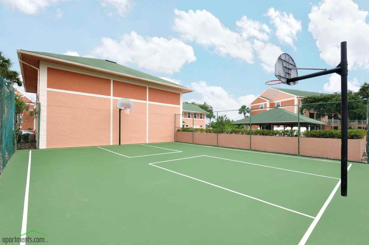 Lighthouse Pointe Apartment Homes - Photo 3 of 22