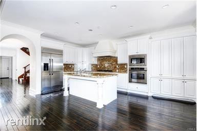 6 Lookout Hill - Photo 3 of 26