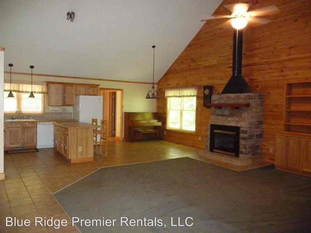 106 Cabin Creek Rd - Photo 2 of 13