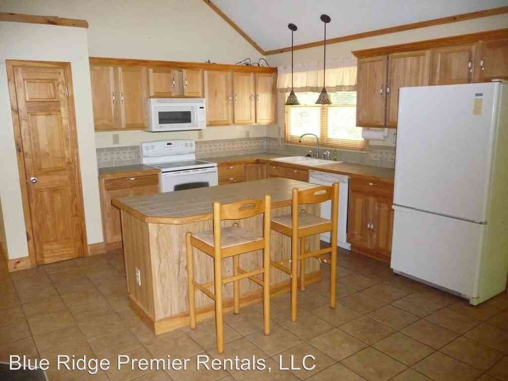 106 Cabin Creek Rd - Photo 3 of 13