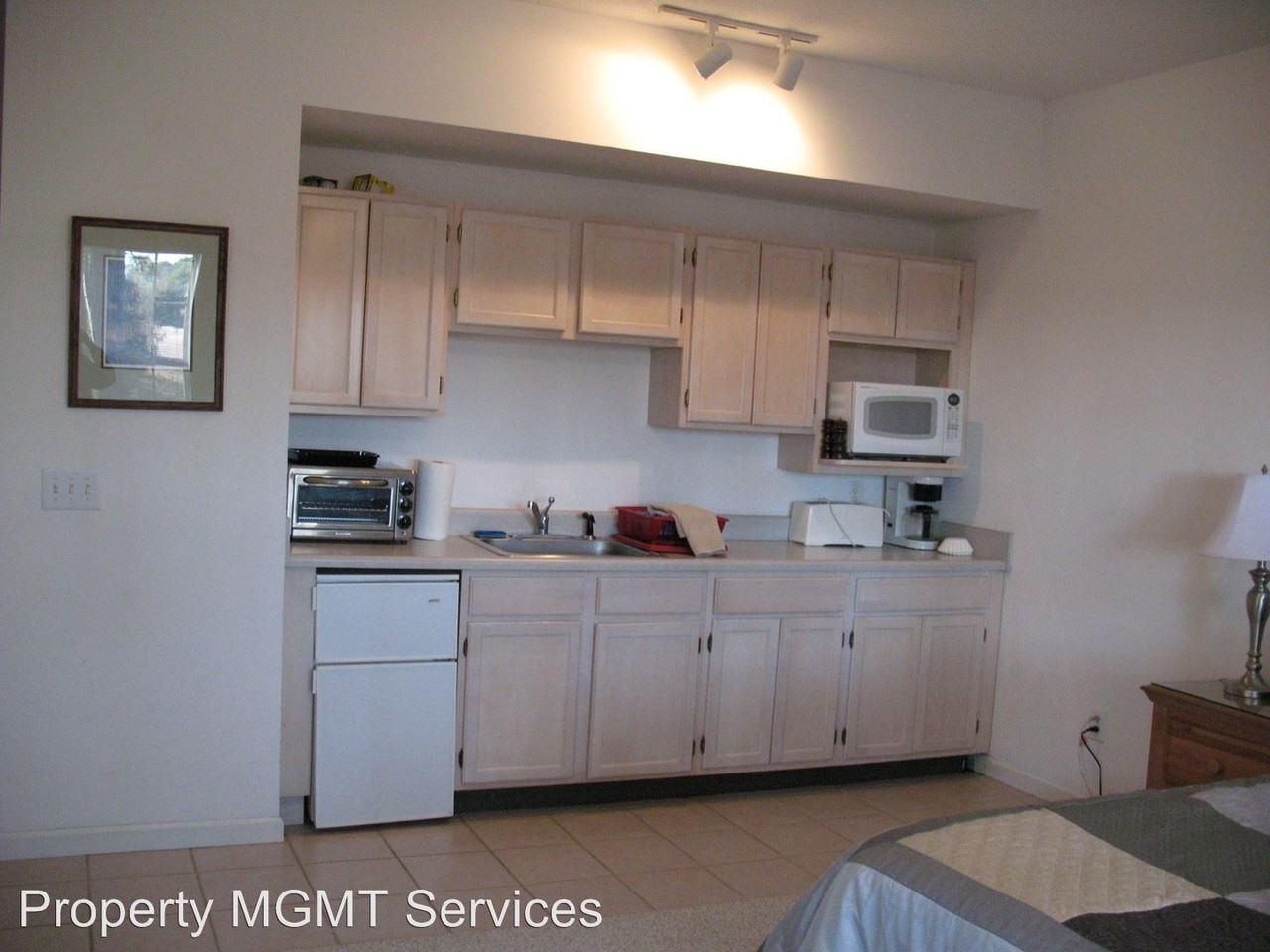 3201 St James Dr SE - Photo 3 of 5