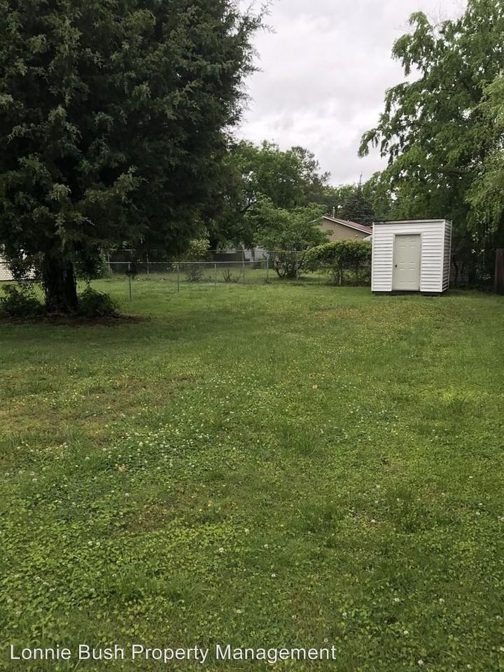 1040 Wilmington St - Photo 3 of 6