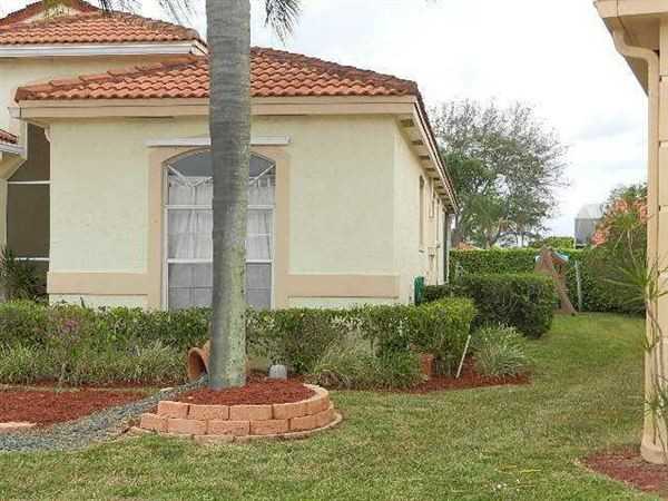 12262 Pleasant Green Way - Photo 2 of 6