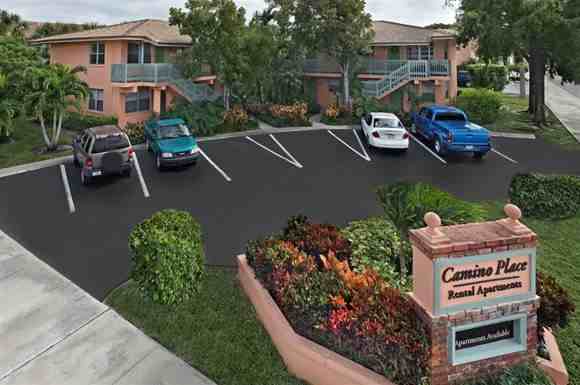 Golden Palms - Photo 6 of 13