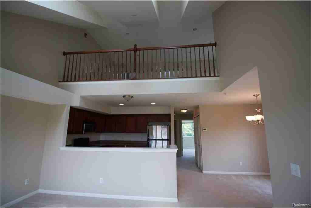 1109 Foxboro #34 - Photo 3 of 16