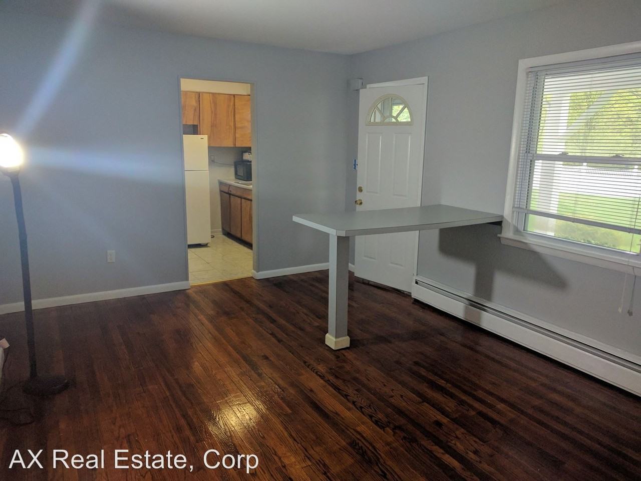 328 Washington Ave - Photo 2 of 13