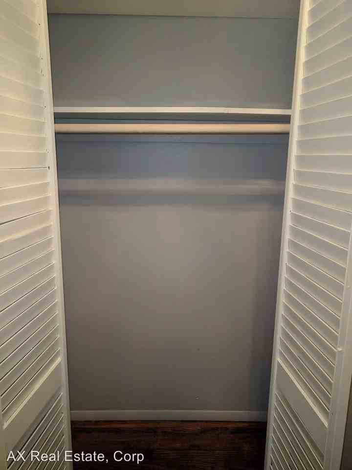 328 Washington Ave - Photo 3 of 13