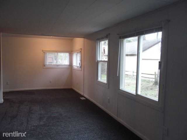 250 Elm St - Photo 3 of 6