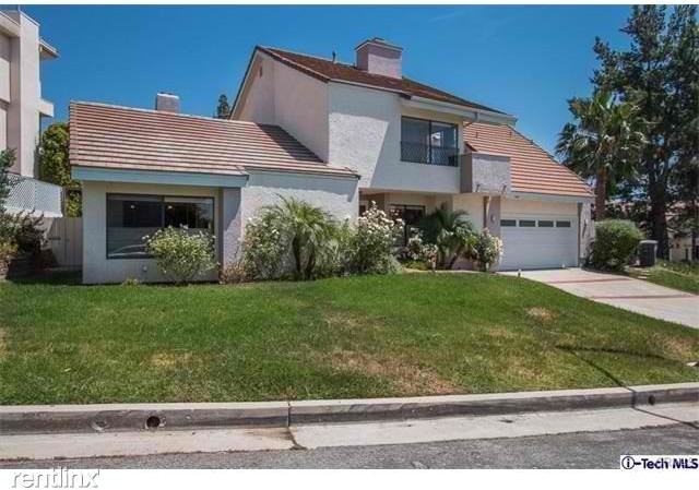 1961 Rimcrest Dr - Photo 2 of 50