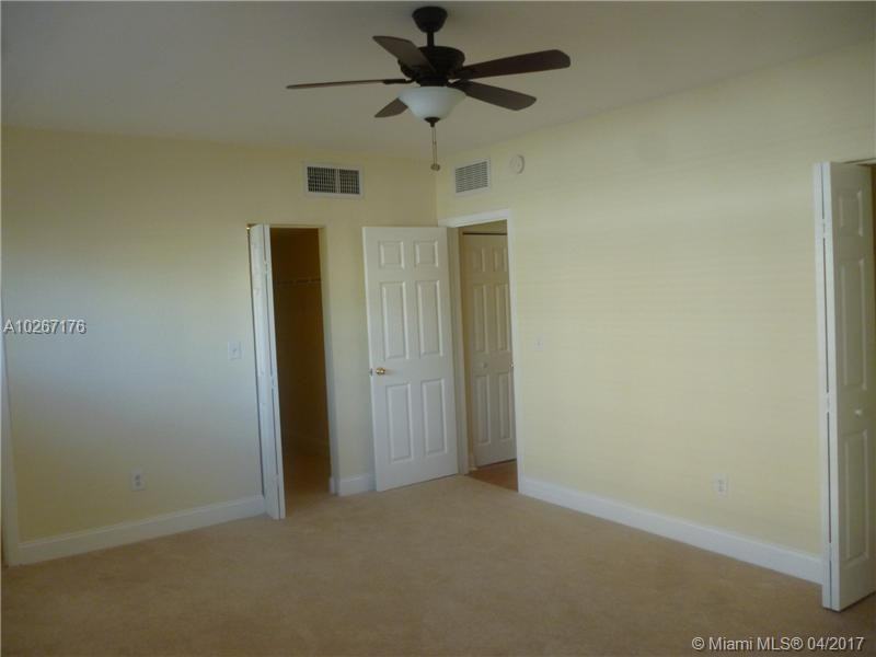 1065 97th Street ##5A - Photo 2 of 10