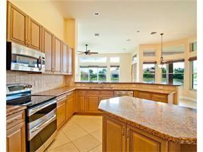 15017 Southwest 36th Street - Photo 3 of 9