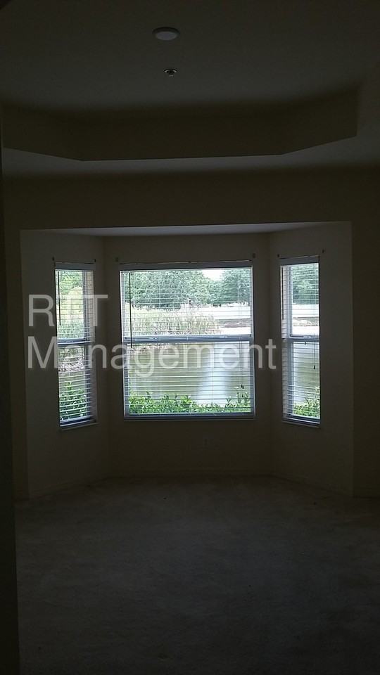 4608 1st Ave E - Photo 2 of 4