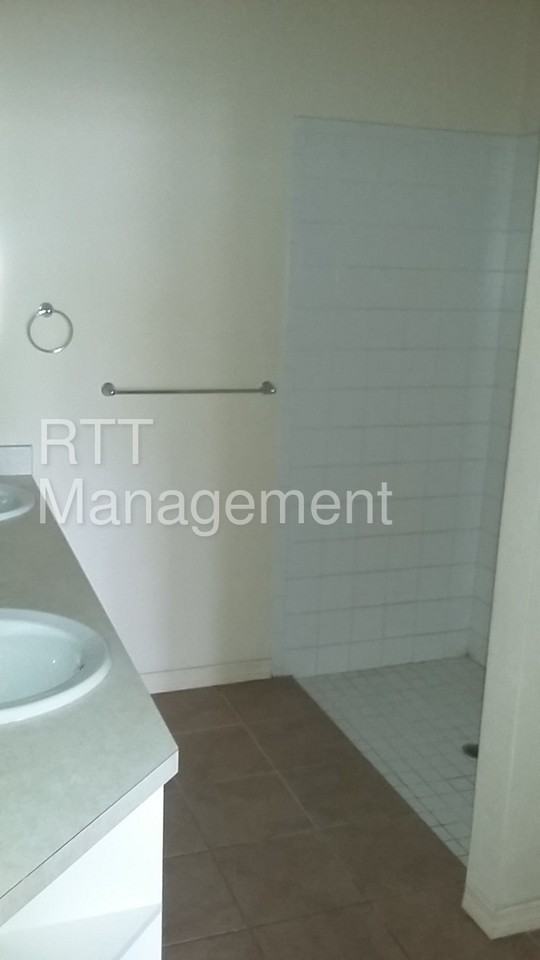 4608 1st Ave E - Photo 3 of 4