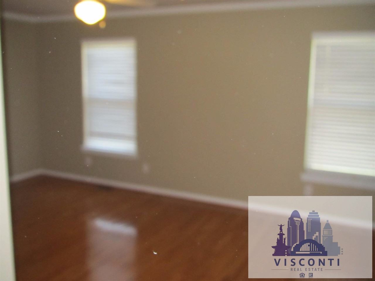 531 Hoge Street - Photo 2 of 12