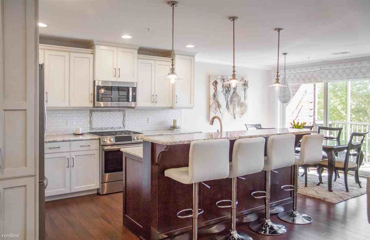 132 N Water St #202 - Photo 3 of 12