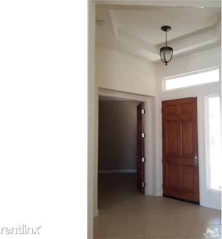 66 Vía Las Flores - Photo 3 of 7