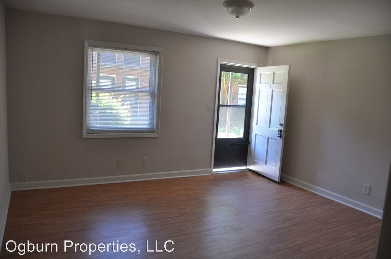 525 S Green St - Photo 3 of 7