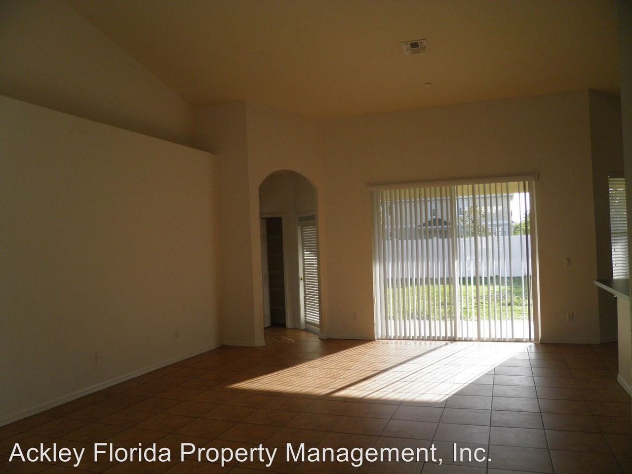 3521 Pawleys Loop S - Photo 2 of 9