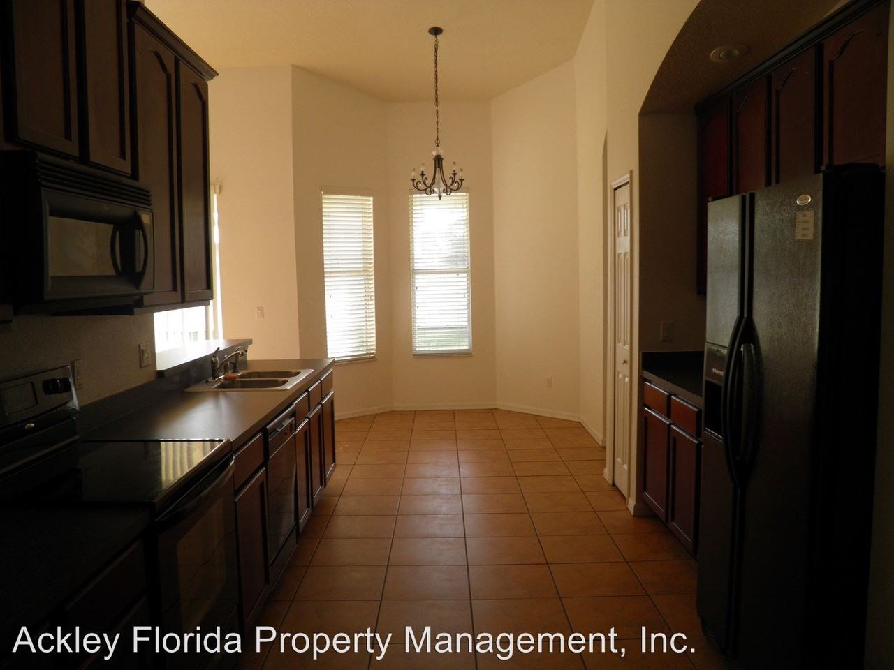 3521 Pawleys Loop S - Photo 3 of 9