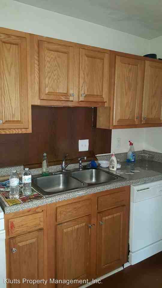 3241 Reid Ave - Photo 2 of 7