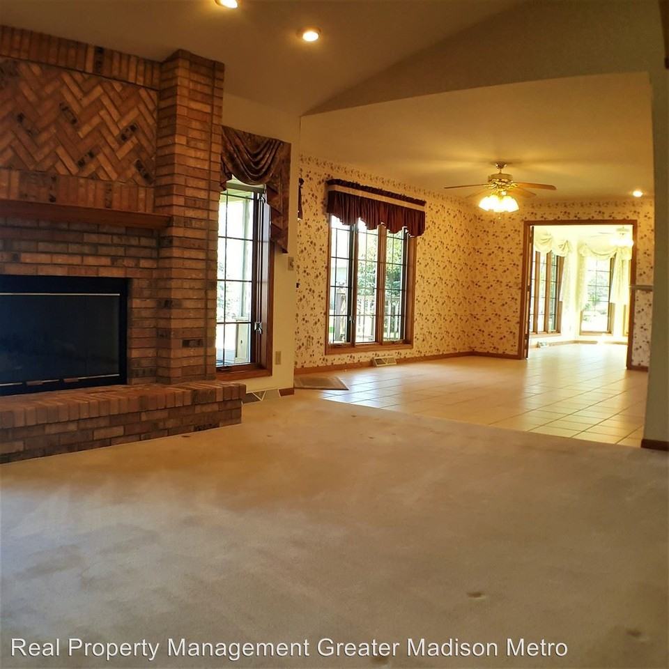 311 Emily Ln - Photo 2 of 37