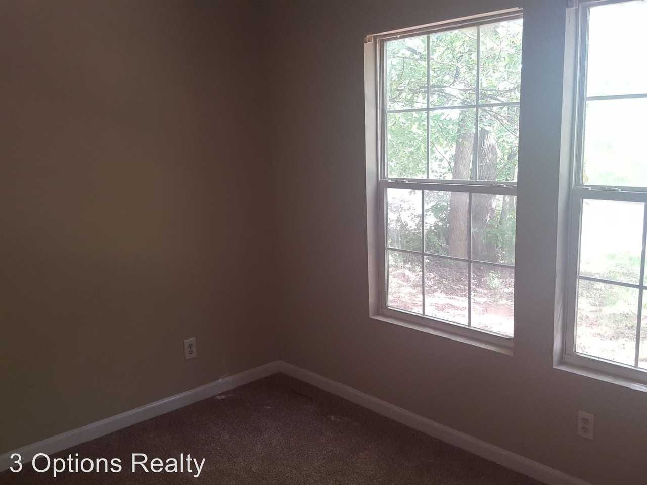 647 Langston Dr SW - Photo 2 of 5