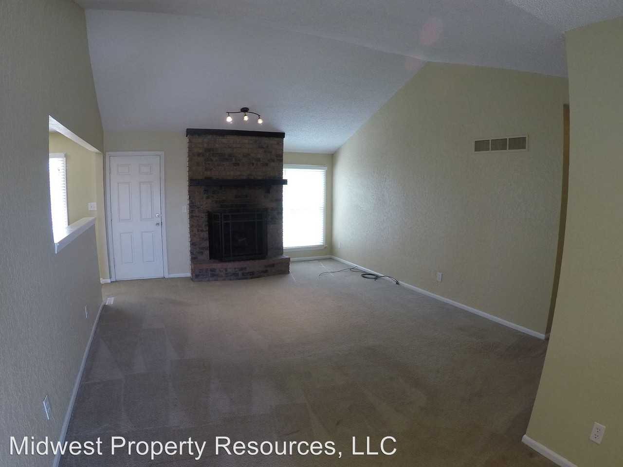 7917 Westridge Rd - Photo 2 of 20