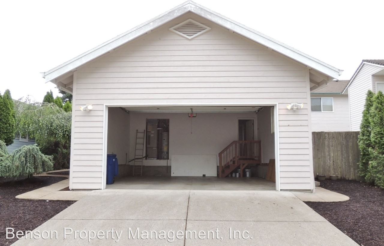 14563 SE Lone Pine Dr - Photo 3 of 15