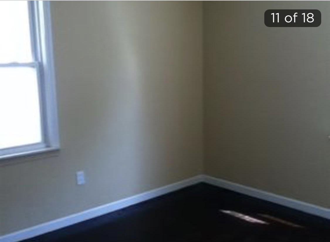 24924 Grove Ave - Photo 3 of 10