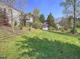 259 Begonia Rd - Photo 3 of 9
