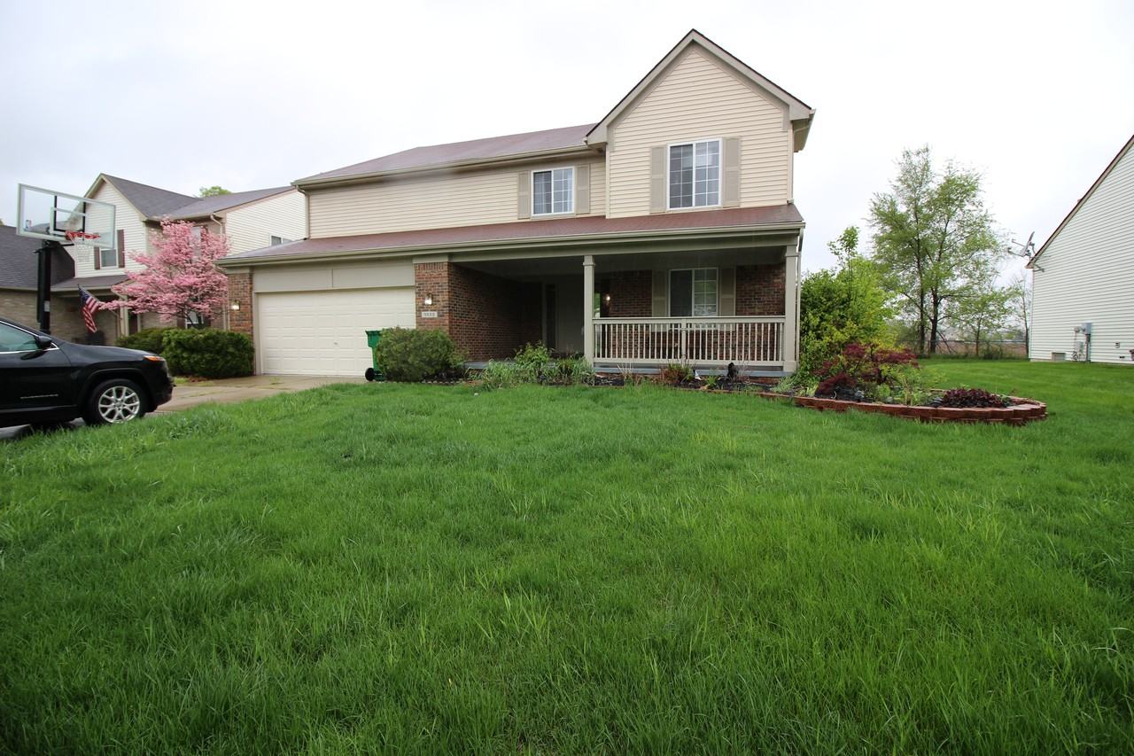 9888 Lancaster Dr - Photo 2 of 24