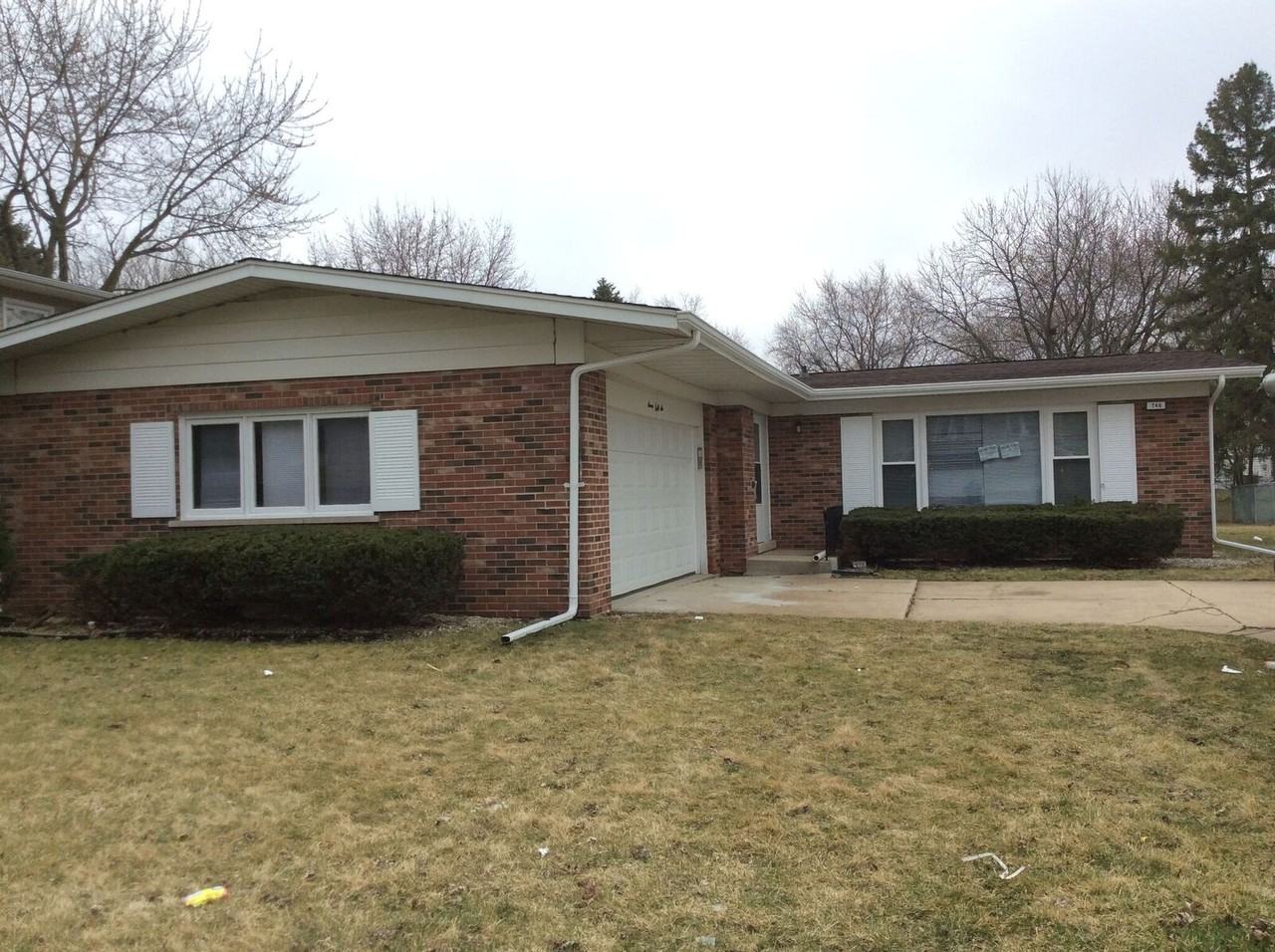 746 Palm Dr - Photo 2 of 13