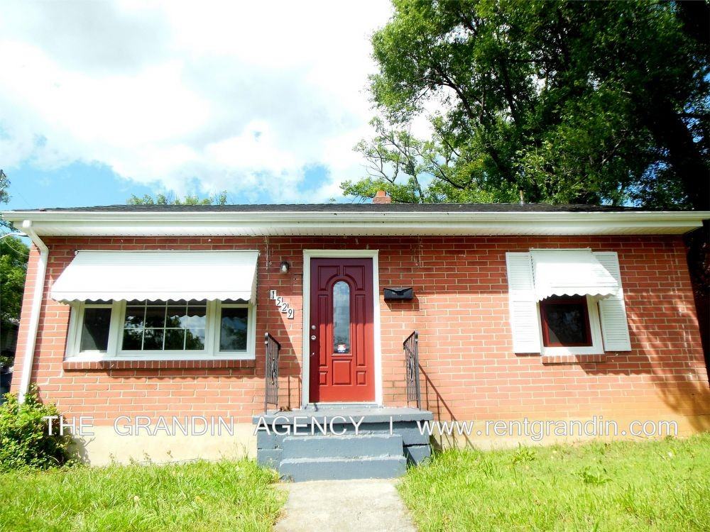 1529 Gilmer Ave NW - Photo 2 of 20