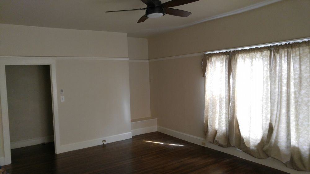 5949 E 16th St - Photo 2 of 8