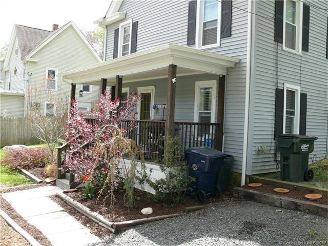 18 Woodside Dr - Photo 2 of 30