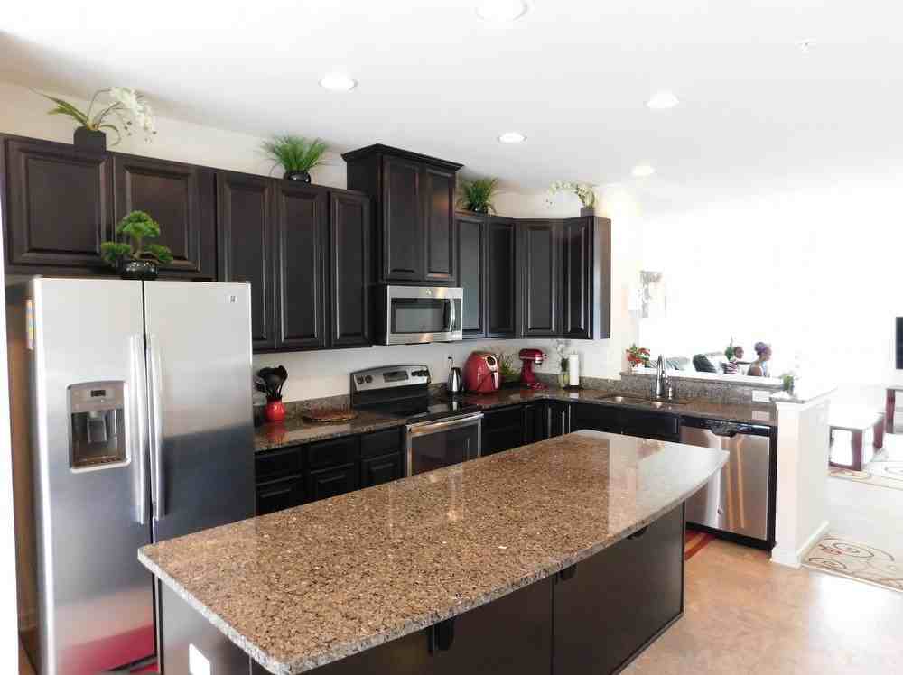 216 MacDonald Ave - Photo 3 of 20